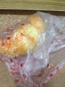 袋詰されたパン