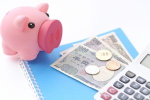 育休の備えとして貯金がいくら必要なのか?男性も育休を取る前提で考察